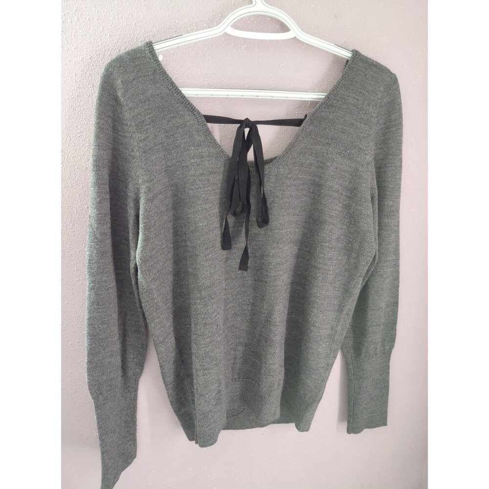 Anthropologie Angel of the North Torie Pullover Embellished Back Tie Gray Size M - Picture 6 of 10